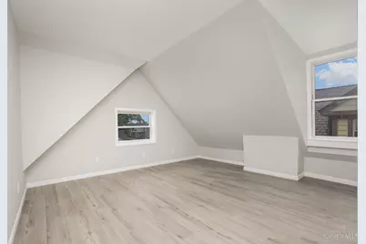 2213 Highland Avenue, Cincinnati, OH 45219 - Photo 31