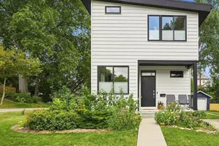 4012 Whetsel Ave, Cincinnati, OH 45227 - Photo 1
