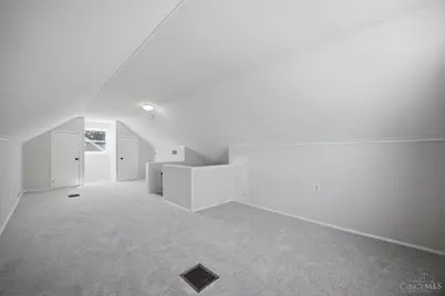 1701 Centerridge Avenue, Cincinnati, OH 45231 - Photo 23