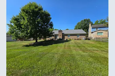 1902 Sandcliff Drive, Anderson Township, OH 45255 - Photo 3