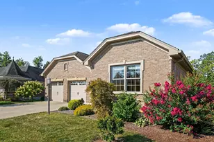 8261 Whispering Valley Dr, Colerain Township, OH 45247 - Photo 3