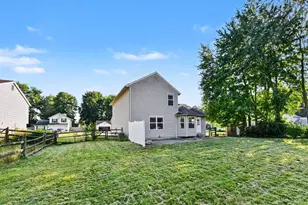 682 Bobolink Ct, Union Township, OH 45244 - Photo 23