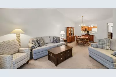 821 Neeb Road #4, Delhi Township, OH 45233 - Photo 3