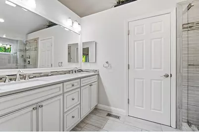 5859 Homecrest Lane, Deerfield Township, OH 45040 - Photo 39