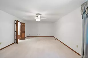 249 Wilkes Ct, Beavercreek, OH 45434 - Photo 41