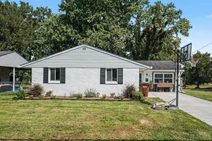 855 Mohican Dr, Loveland, OH 45140 - Photo 1