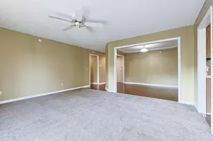 4300 Regency Ridge Ct, Green Township, OH 45248 - Photo 9