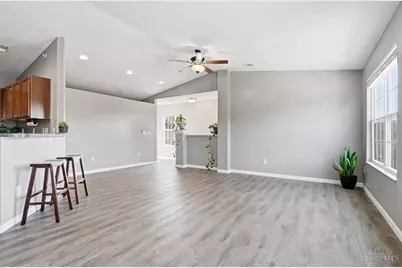 1308 Shadowood Trail, Hamilton Township, OH 45039 - Photo 7