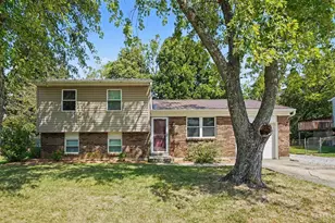 4819 Stoneybrook Rd, Union Township, OH 45244 - Photo 1