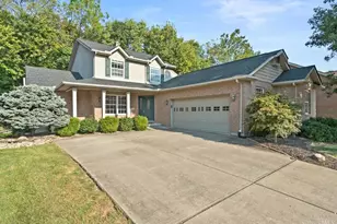 1016 Olde Station Ct, Fairfield, OH 45014 - Photo 1