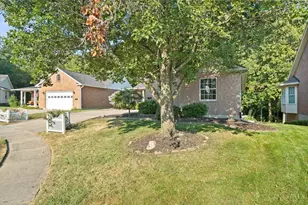1016 Olde Station Ct, Fairfield, OH 45014 - Photo 3