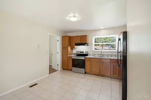 766 Hargrove Way, Forest Park, OH 45240 - Photo 11