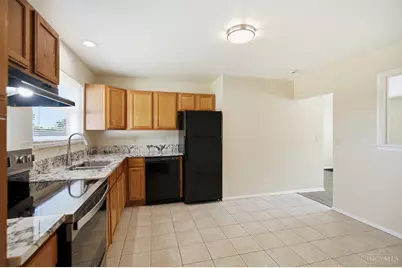 766 Hargrove Way, Forest Park, OH 45240 - Photo 13