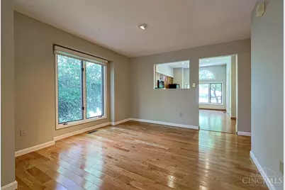699 Totten Way, Cincinnati, OH 45226 - Photo 7
