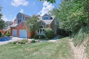 699 Totten Way, Cincinnati, OH 45226 - Photo 1
