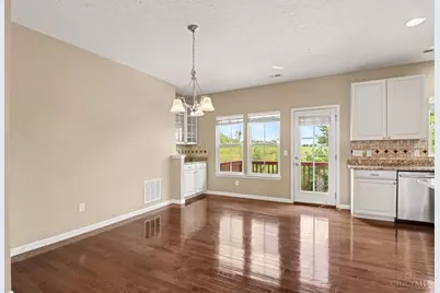 6164 Village Center Avenue, West Chester, OH 45069 - Photo 5