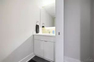 15 W 15th St, Cincinnati, OH 45202 - Photo 11