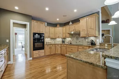 5504 Enterprise Drive, Miami Township, OH 45150 - Photo 19