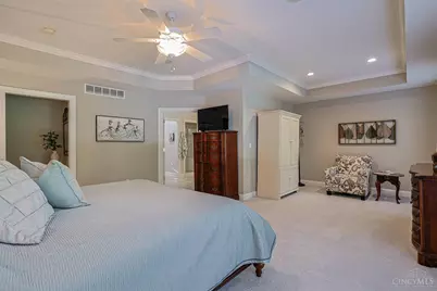 5504 Enterprise Drive, Miami Township, OH 45150 - Photo 27