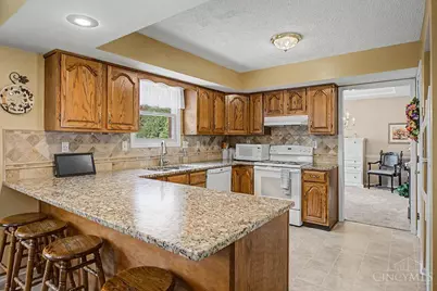 7413 Preakness Lane, Fairfield Township, OH 45011 - Photo 11