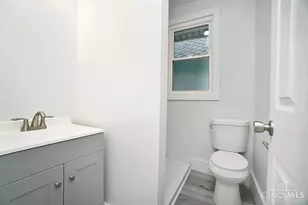 3415 Woodburn Ave, Cincinnati, OH 45207 - Photo 9