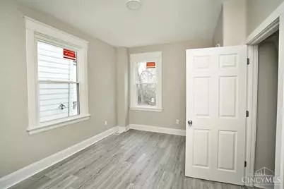 3415 Woodburn Avenue, Cincinnati, OH 45207 - Photo 11