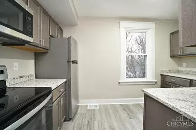 3415 Woodburn Avenue, Cincinnati, OH 45207 - Photo 7