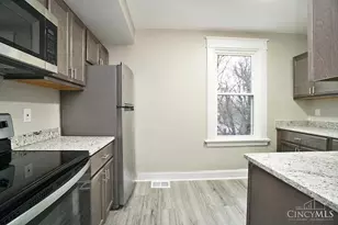 3415 Woodburn Ave, Cincinnati, OH 45207 - Photo 7