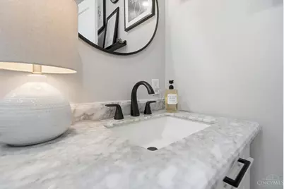 3615 Erie Avenue, Cincinnati, OH 45208 - Photo 39