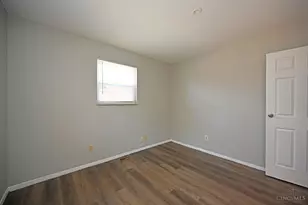 1987 Mistyhill Dr, Springfield Township, OH 45240 - Photo 25