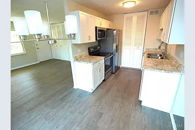 3370 Amberway Court, Colerain Township, OH 45251 - Photo 7