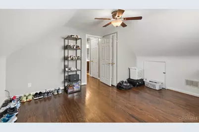 2888 Mount Airy Avenue, Green Township, OH 45239 - Photo 15
