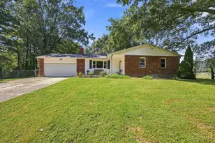 8757 Swigert Rd, Hamilton Township, OH 45140 - Photo 1
