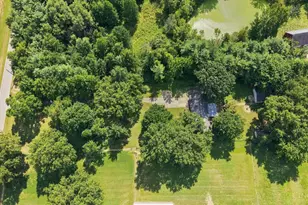 8757 Swigert Rd, Hamilton Township, OH 45140 - Photo 11