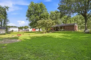 8757 Swigert Rd, Hamilton Township, OH 45140 - Photo 43