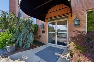 880 Rue De La Paix, Cincinnati, OH 45220 - Photo 1