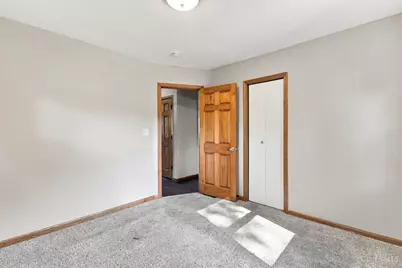 1131 Cherevilla Lane, Cincinnati, OH 45238 - Photo 9