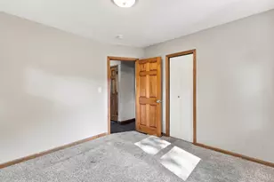 1131 Cherevilla Ln, Cincinnati, OH 45238 - Photo 9