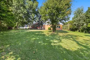 1131 Cherevilla Ln, Cincinnati, OH 45238 - Photo 17