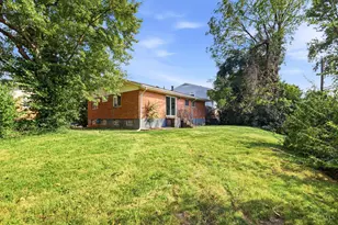 6065 Waldway Ln, Cincinnati, OH 45224 - Photo 9