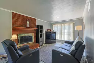 5653 Christine Dr, Fairfield, OH 45014 - Photo 5
