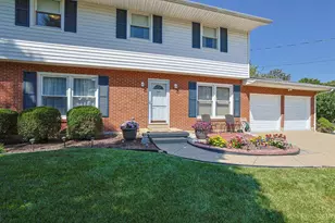 5653 Christine Dr, Fairfield, OH 45014 - Photo 3