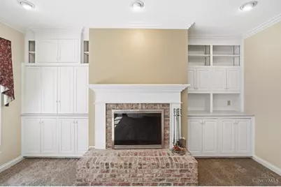 110 Laura Court, Hamilton, OH 45013 - Photo 3