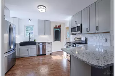 7007 Wooster Pike, Cincinnati, OH 45227 - Photo 9
