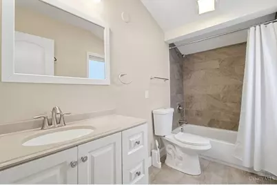 558 Milton Street, Cincinnati, OH 45202 - Photo 37