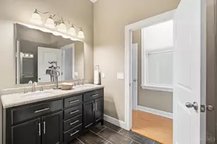558 Milton St, Cincinnati, OH 45202 - Photo 23
