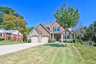 7320 Miami Hills Dr, Madeira, OH 45243 - Photo 3