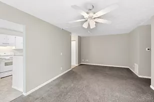 2057 Woodtrail Dr, Fairfield, OH 45014 - Photo 7