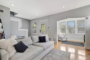 2527 Ridgeland Pl, Cincinnati, OH 45212 - Photo 5