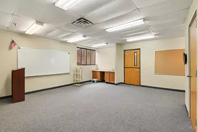 700 S Marshall Road #B1, Middletown, OH 45044 - Photo 7